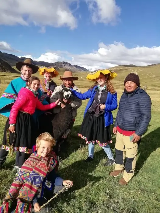 Hayuni Community